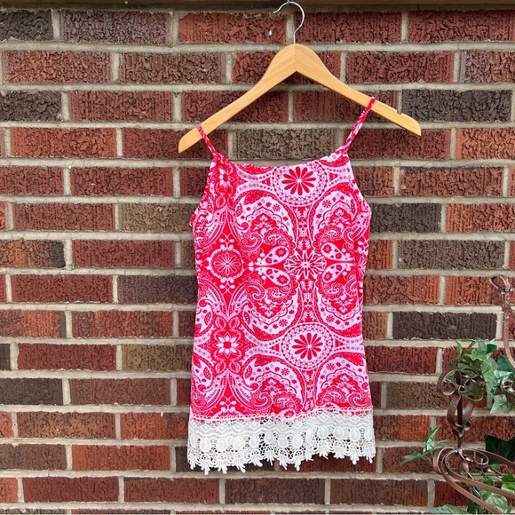 Celebrity Collection Red and White Paisley Crochet Trim Halter Tank Top - Picture 1 of 4
